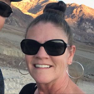 Meet your Posher, Wendy